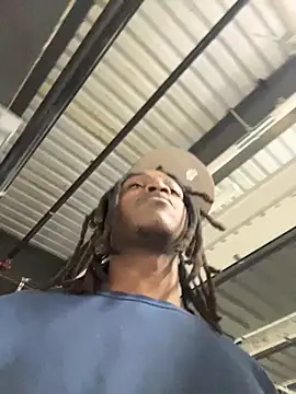 Snapshot of sneakylink13__ chatting on October 2025 05:58:02 PM sneakylink13   online show from October 2025 05:58:02 PM