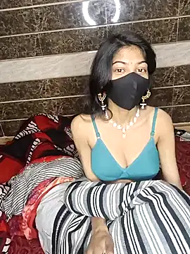 Snapshot of Shalu79 chatting on December 2024 08:37:02 AM Shalu79 online show from December 2024 08:37:02 AM