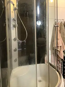 Yanacool007 online show from October 2025 08:16:02 PM