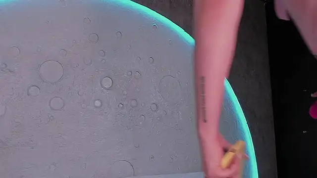 MilaHal  online show from February 2025 10:00:01 PM