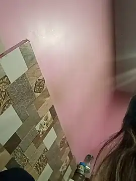 Snapshot of Babydoll_18 chatting on February 2025 09:36:02 PM Babydoll 18 online show from February 2025 09:36:02 PM