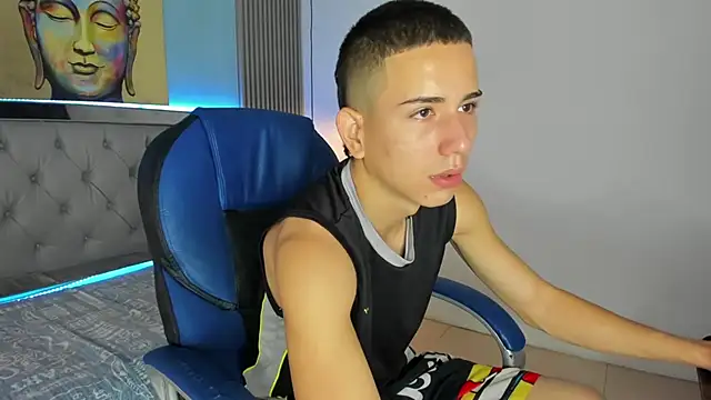 JackSwan18 online show from November 2025 03:11:01 PM