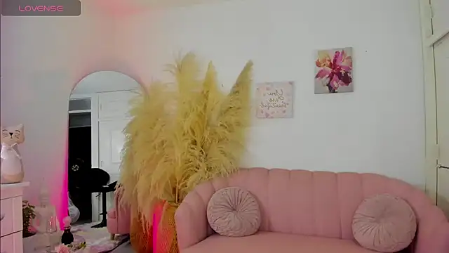 Snapshot of bruneettklaryss chatting on May 2026 05:48:02 AM bruneettklaryss online show from May 2026 05:48:02 AM