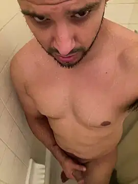 Insaneskillzz69 online show from April 2026 06:25:01 AM