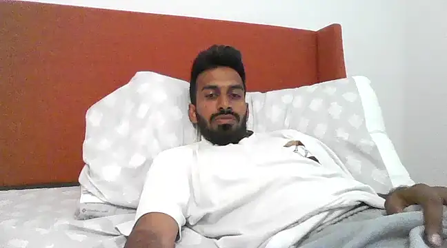 Snapshot of skinny__boy__ chatting on February 2025 07:38:01 PM skinny boy online show from February 2025 07:38:01 PM