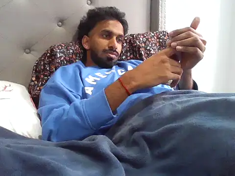 Snapshot of skinny__boy__ chatting on March 2026 07:21:02 PM skinny boy online show from March 2026 07:21:02 PM