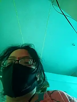 Snapshot of heenage chatting on February 2025 04:29:01 AM heenage online show from February 2025 04:29:01 AM