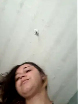 luuhcat09 online show from February 2026 12:00:01 PM