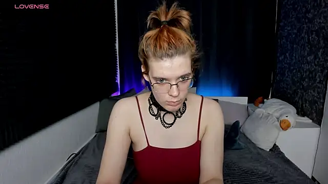 KIKI Krash online show from December 2024 01:33:01 PM