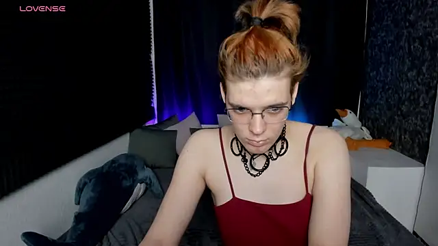 KIKI Krash online show from December 2024 04:38:02 PM
