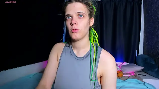 KIKI Krash online show from November 2025 10:35:02 AM