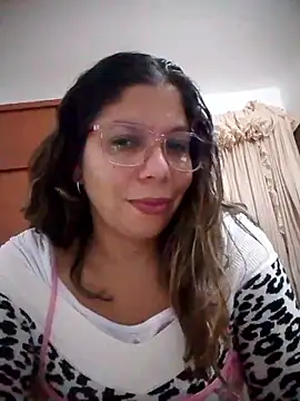 Snapshot of Carliina_Soussa chatting on January 2026 10:35:01 PM Carliina Soussa online show from January 2026 10:35:01 PM