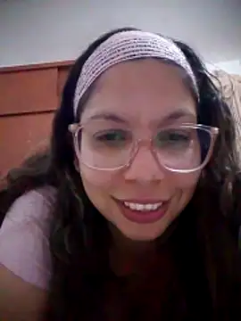 Snapshot of Carliina_Soussa chatting on February 2026 11:22:01 PM Carliina Soussa online show from February 2026 11:22:01 PM