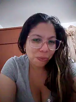 Snapshot of Carliina_Soussa chatting on February 2026 11:59:01 PM Carliina Soussa online show from February 2026 11:59:01 PM