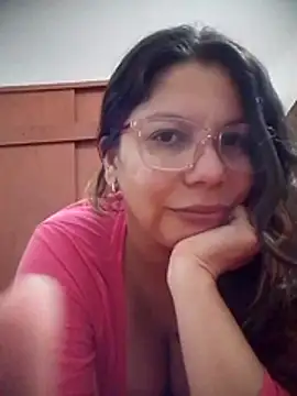 Snapshot of Carliina_Soussa chatting on June 2026 11:40:02 PM Carliina Soussa online show from June 2026 11:40:02 PM