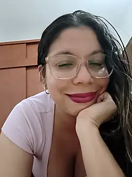 Snapshot of Carliina_Soussa chatting on July 2026 11:01:02 PM Carliina Soussa online show from July 2026 11:01:02 PM