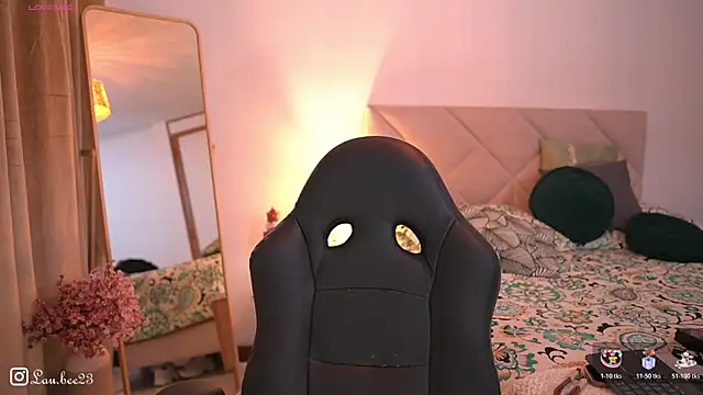 Lau Bee online show from January 2026 05:26:01 PM