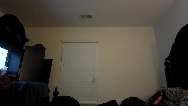 bigboytoy912 online show from April 2026 12:35:02 AM