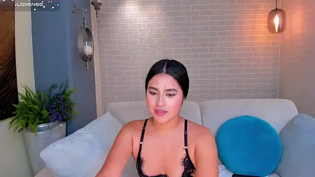 IsabellaHill  online show from December 2024 10:54:02 PM