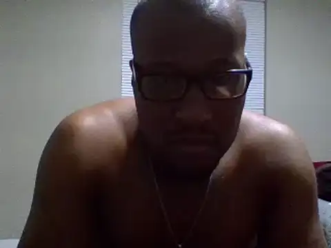 Snapshot of littbbc chatting on December 2024 04:02:02 AM littbbc online show from December 2024 04:02:02 AM