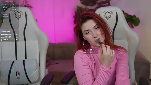 Snapshot of Beatrice_054 chatting on February 2025 07:53:02 PM Beatrice 054 online show from February 2025 07:53:02 PM