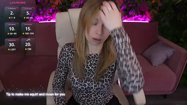 MayaRayy online show from February 2025 05:09:02 PM