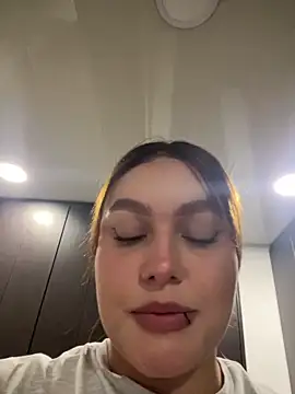 Snapshot of SofiaJoness_ chatting on May 2026 08:16:01 PM SofiaJoness online show from May 2026 08:16:01 PM