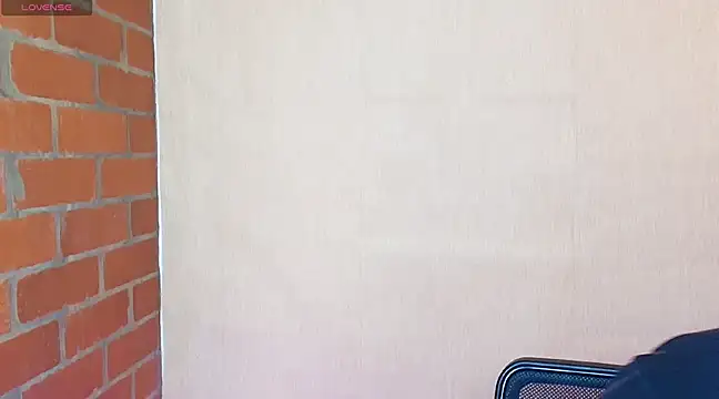 Leandro valenzuela online show from February 2025 10:03:02 PM