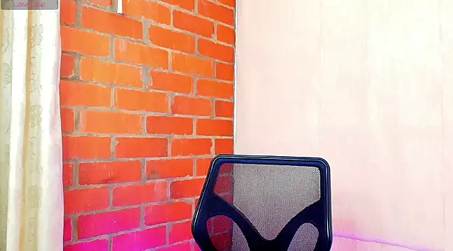 Leandro valenzuela online show from March 2025 08:32:02 PM