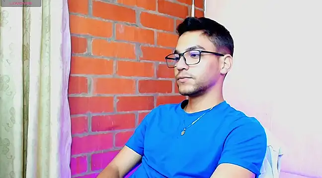 Leandro valenzuela online show from March 2025 05:31:02 PM