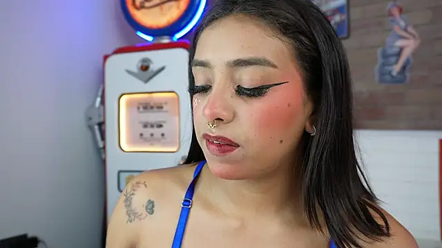 miss collins online show from March 2026 06:02:02 PM