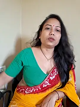 Snapshot of DREAM_GIRL-30 chatting on May 2026 05:56:02 AM DREAM GIRL-30 online show from May 2026 05:56:02 AM