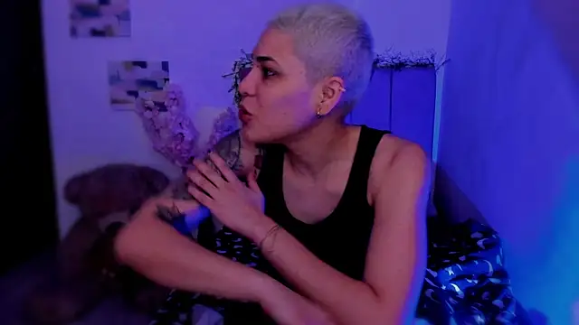 Charlee pink online show from February 2026 02:17:02 PM