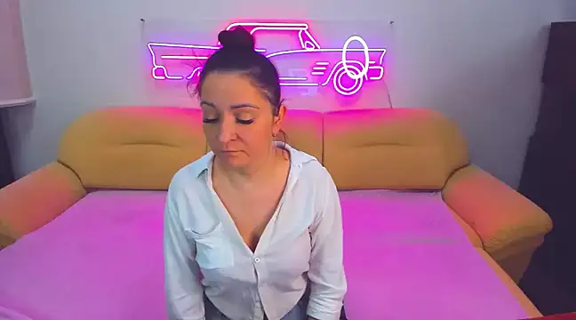 AngellLika online show from December 2024 07:40:02 AM