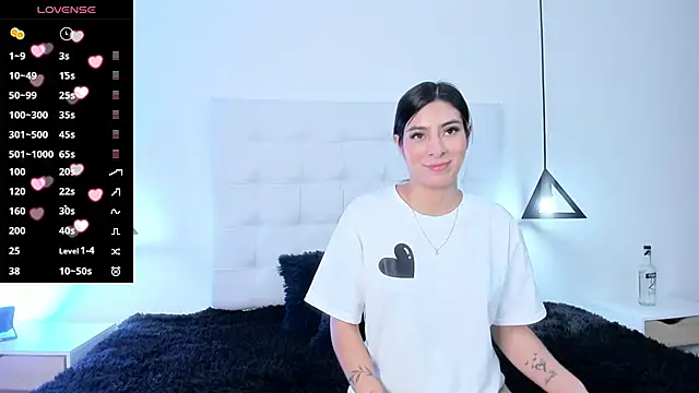 Snapshot of Enma_Olimpo chatting on January 2025 08:05:02 PM Enma Olimpo online show from January 2025 08:05:02 PM