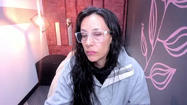 Snapshot of Abrillee1 chatting on November 2025 12:05:02 PM Abrillee1 online show from November 2025 12:05:02 PM