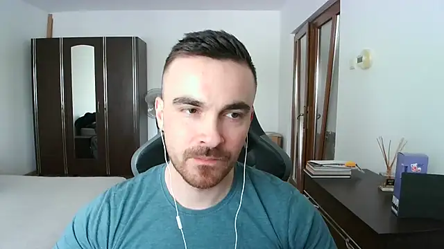 Snapshot of mu5clemania2 chatting on May 2026 02:23:01 PM mu5clemania2 online show from May 2026 02:23:01 PM