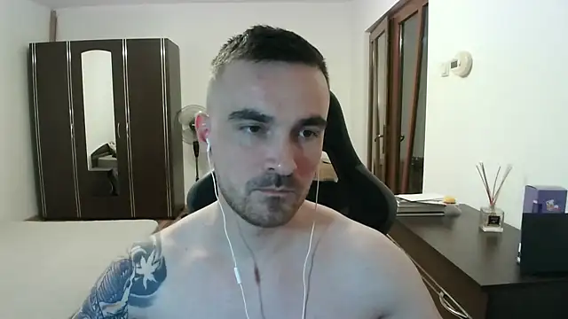 Snapshot of mu5clemania2 chatting on May 2026 09:31:01 PM mu5clemania2 online show from May 2026 09:31:01 PM