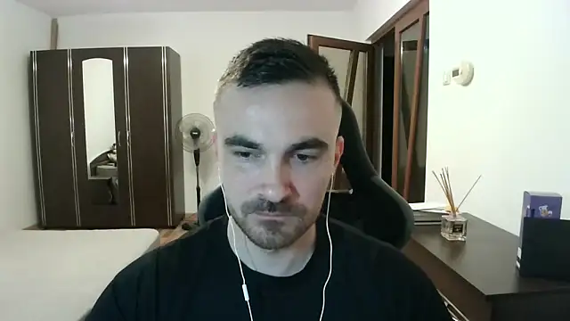Snapshot of mu5clemania2 chatting on May 2026 06:48:01 PM mu5clemania2 online show from May 2026 06:48:01 PM