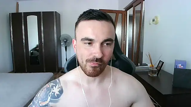 Snapshot of mu5clemania2 chatting on May 2026 02:13:01 PM mu5clemania2 online show from May 2026 02:13:01 PM