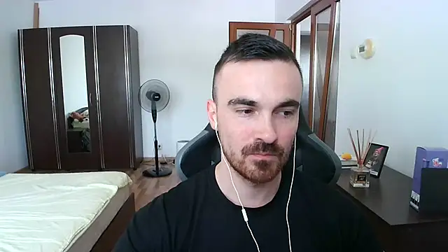 Snapshot of mu5clemania2 chatting on June 2026 12:22:01 PM mu5clemania2 online show from June 2026 12:22:01 PM