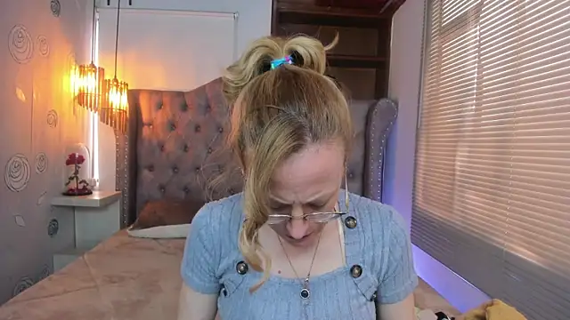 SammySanders online show from February 2025 06:19:01 PM