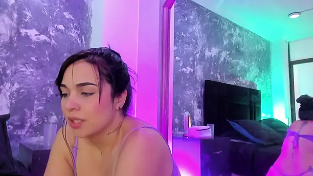 brianaGuzman online show from January 2025 03:58:02 PM