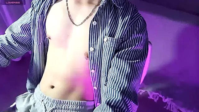 FEIYU001 online show from December 2024 11:34:02 AM