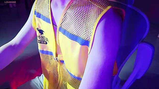 FEIYU001 online show from January 2025 02:32:01 PM