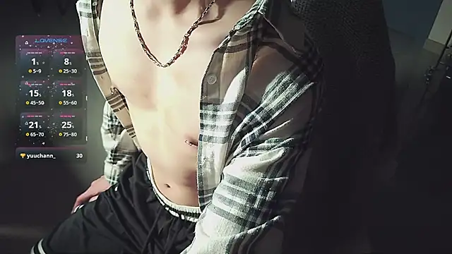 FEIYU001 online show from March 2025 01:32:02 PM