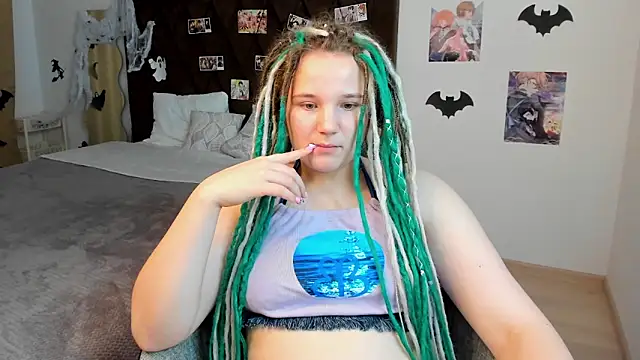 Snapshot of GloriaHylivi chatting on December 2024 06:31:02 PM GloriaHylivi online show from December 2024 06:31:02 PM