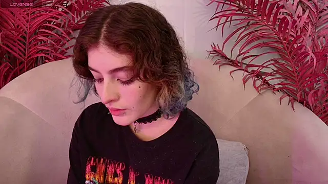 EvaHalsey online show from January 2026 08:36:01 PM