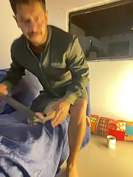 AndresSmith   online show from March 2026 08:18:02 AM