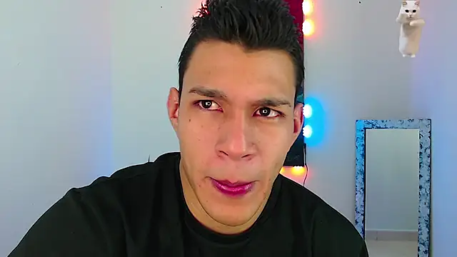 Snapshot of dirtyboy_23 chatting on March 2025 05:54:02 AM dirtyboy 23 online show from March 2025 05:54:02 AM